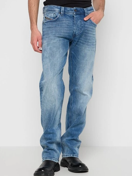 Zdjęcie produktu Jeansy Straight Leg Diesel niebieski