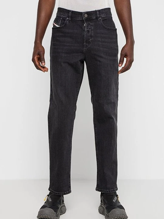 Zdjęcie produktu Jeansy Straight Leg Diesel czarny