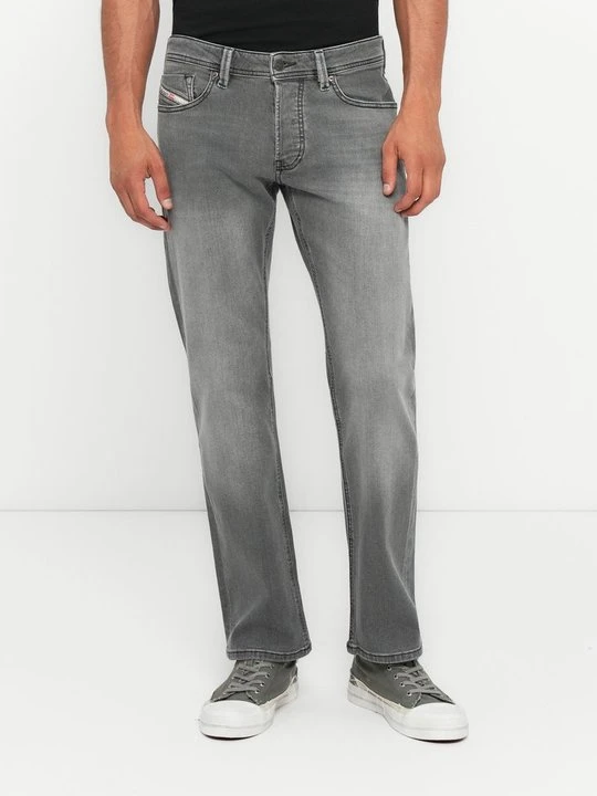 Zdjęcie produktu Jeansy Straight Leg Diesel czerwony