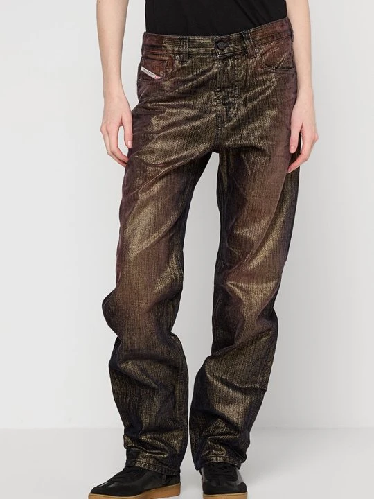 Zdjęcie produktu Jeansy Straight Leg Diesel brązowy