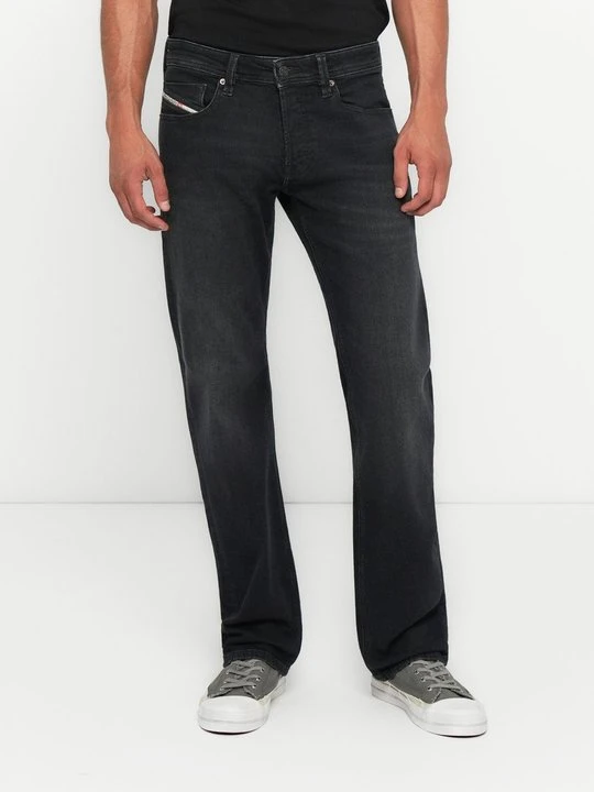 Zdjęcie produktu Jeansy Straight Leg Diesel czerwony