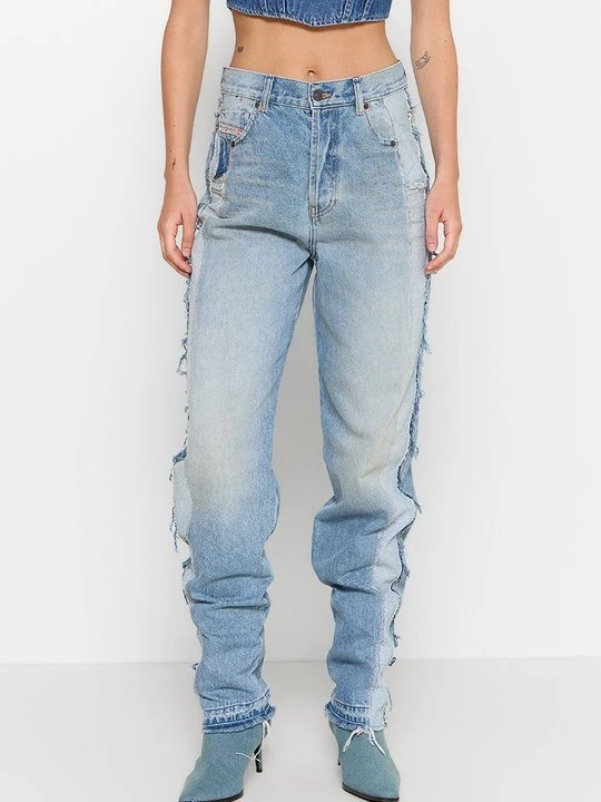Zdjęcie produktu Jeansy Straight Leg Diesel niebieski