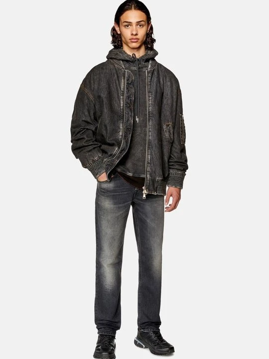 Zdjęcie produktu Jeansy Straight Leg Diesel czarny