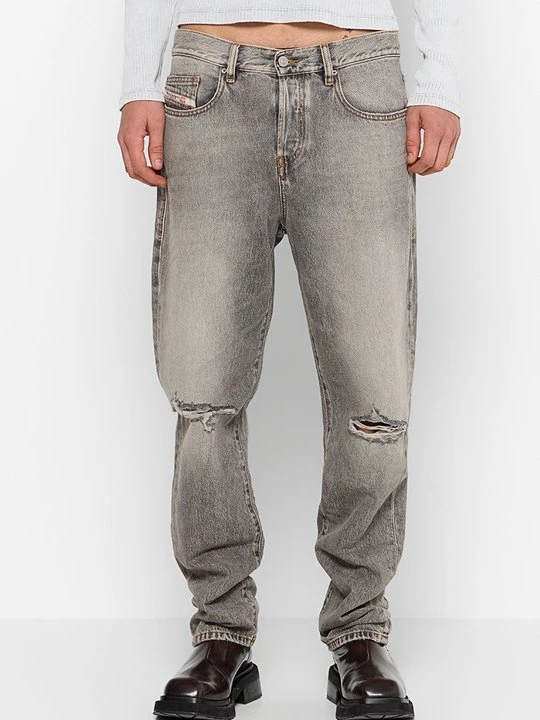 Zdjęcie produktu Jeansy Straight Leg Diesel szary