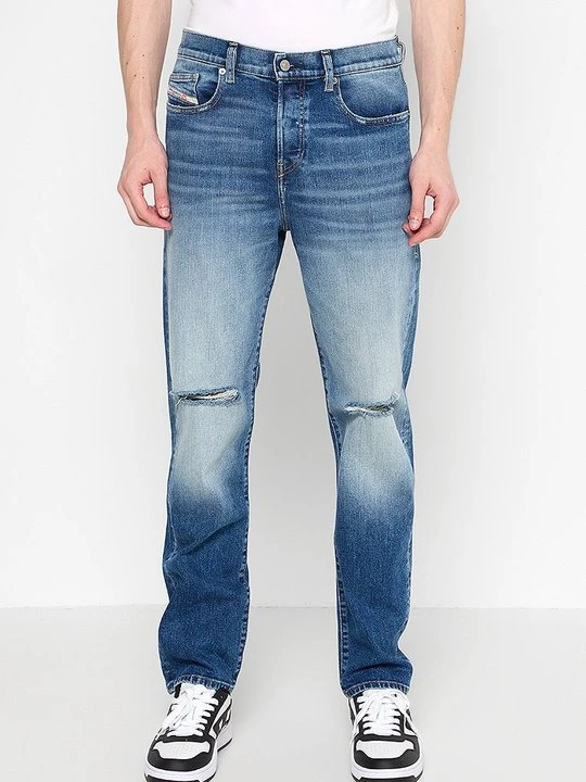 Zdjęcie produktu Jeansy Straight Leg Diesel niebieski