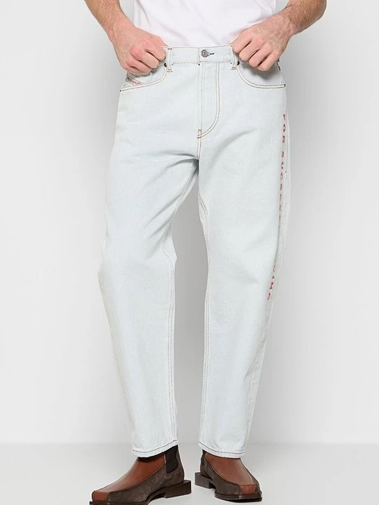 Zdjęcie produktu Jeansy Straight Leg Diesel jasnoniebieski
