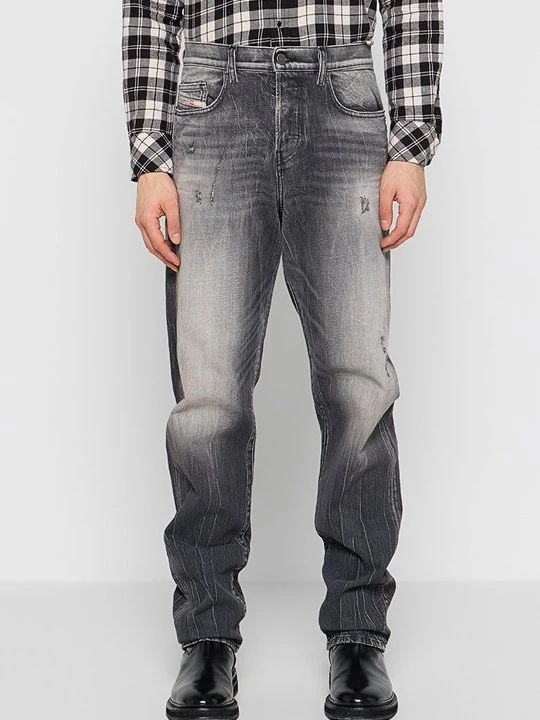 Zdjęcie produktu Jeansy Straight Leg Diesel