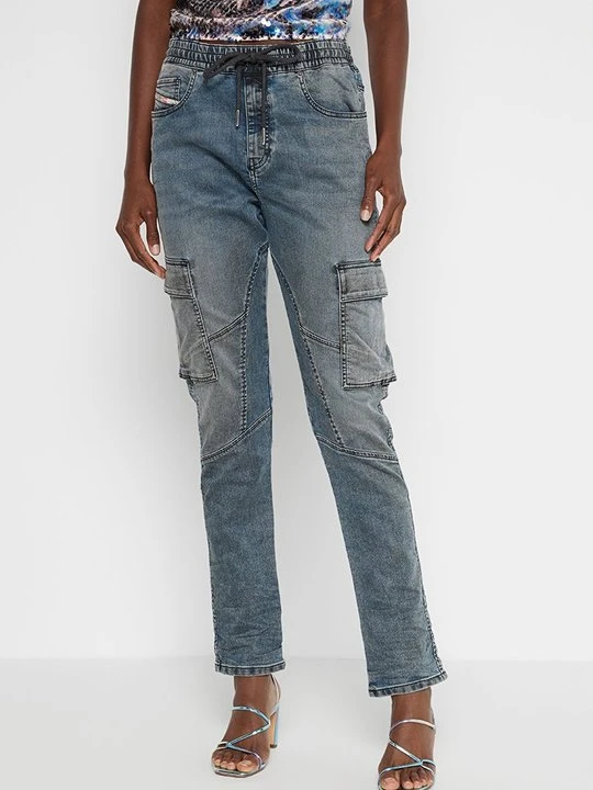 Zdjęcie produktu Jeansy Straight Leg Diesel niebieski