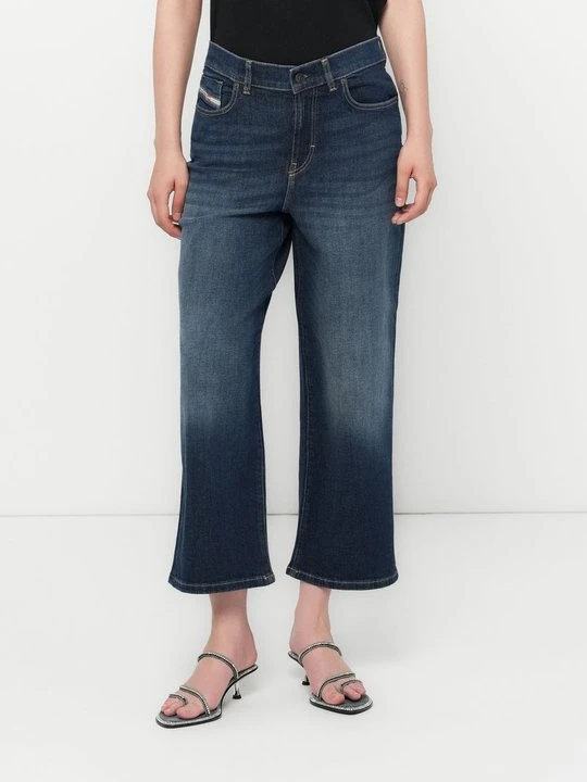 Zdjęcie produktu Jeansy Straight Leg Diesel czerwony