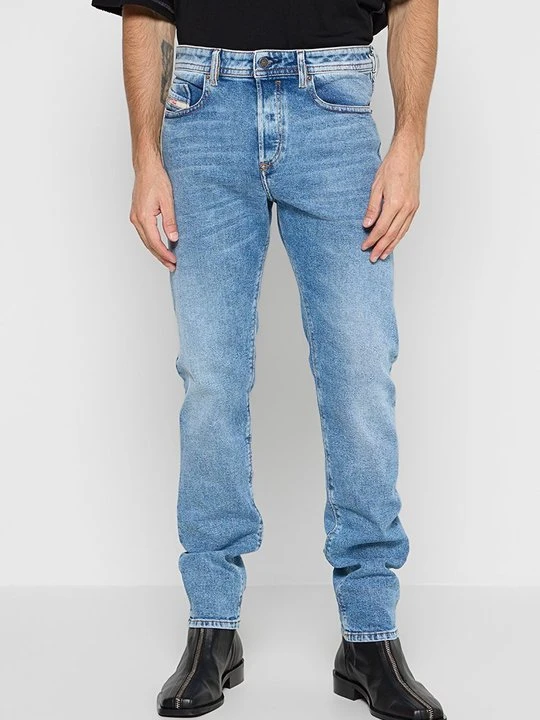 Zdjęcie produktu Jeansy Straight Leg Diesel niebieski denim