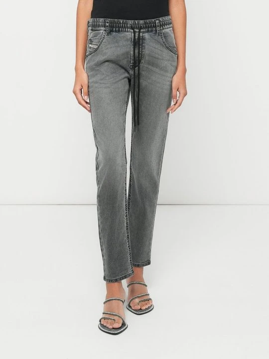 Zdjęcie produktu Jeansy Straight Leg Diesel czarny