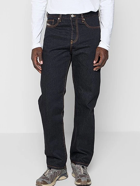 Zdjęcie produktu Jeansy Straight Leg Diesel czarny