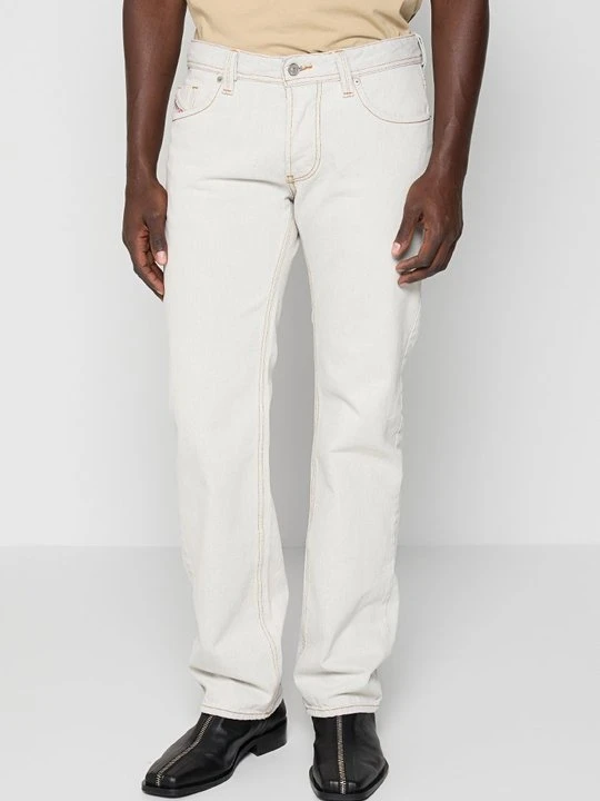 Zdjęcie produktu Jeansy Straight Leg Diesel biały