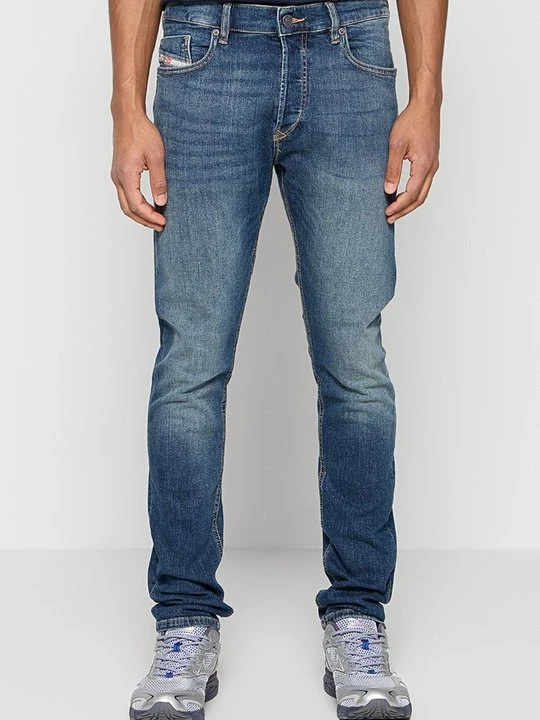 Zdjęcie produktu Jeansy Straight Leg Diesel niebieski denim