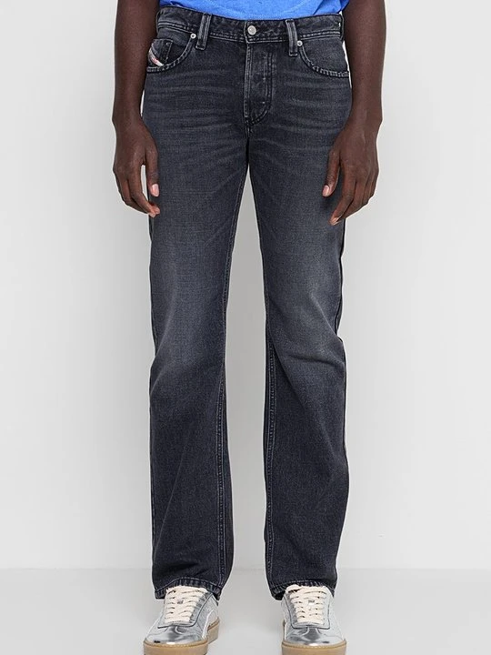 Zdjęcie produktu Jeansy Straight Leg Diesel