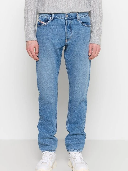 Zdjęcie produktu Jeansy Straight Leg Diesel niebieski