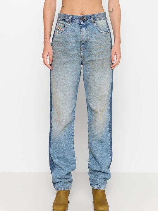 Zdjęcie produktu Jeansy Straight Leg Diesel niebieski