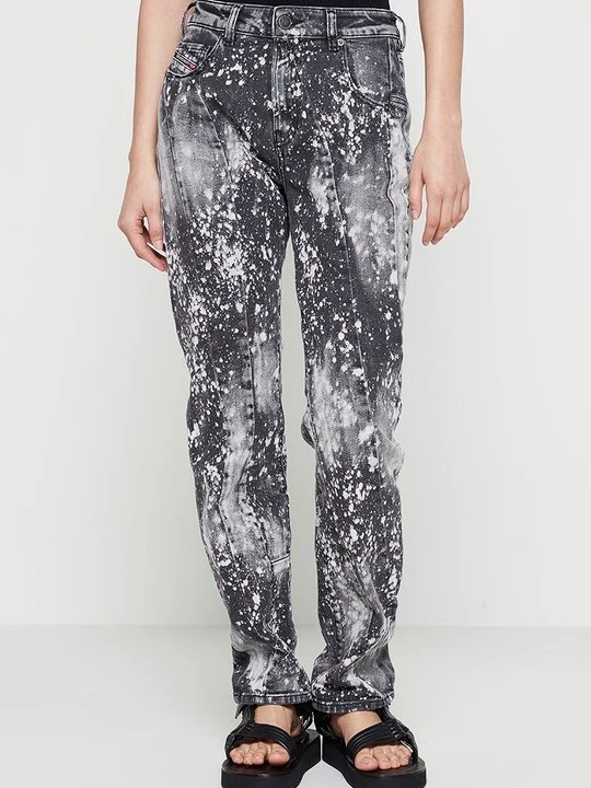 Zdjęcie produktu Jeansy Straight Leg Diesel czarny