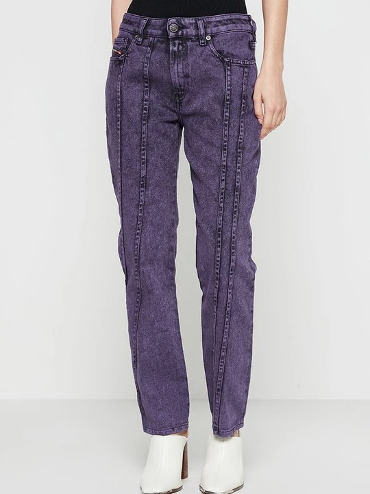 Zdjęcie produktu Jeansy Straight Leg Diesel fioletowy