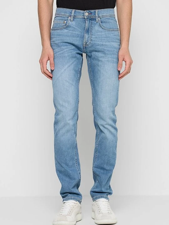 Zdjęcie produktu Jeansy Straight Leg HECHTER PARIS jasnoniebieski