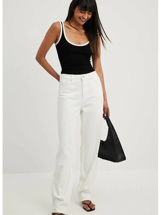 Zdjęcie produktu Jeansy Straight Leg NA-KD biały