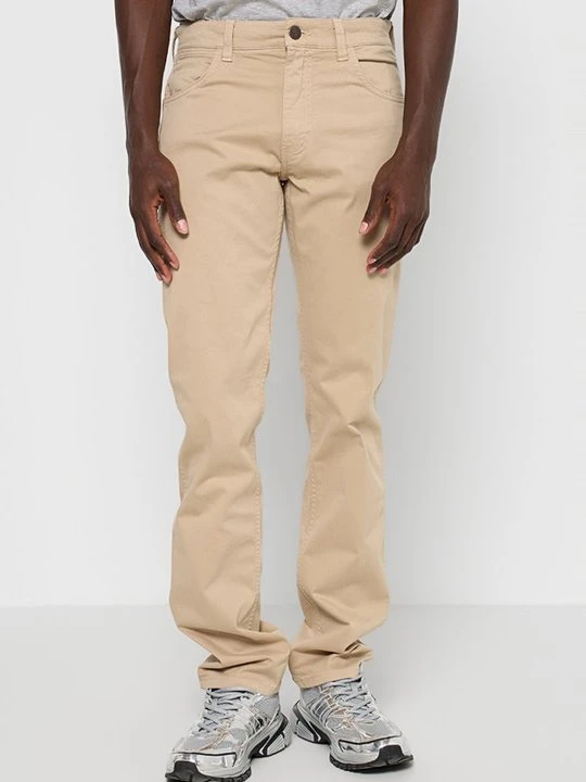 Zdjęcie produktu Jeansy Straight Leg Wrangler beżowy