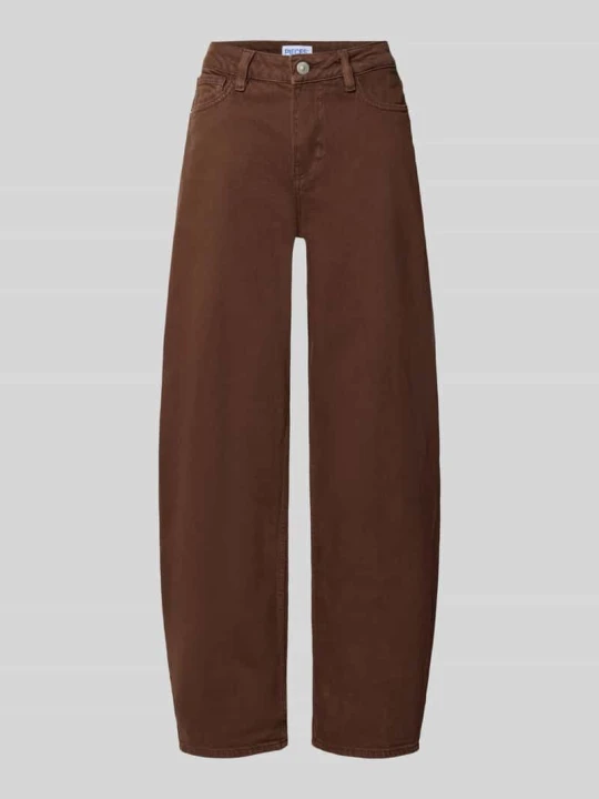 Zdjęcie produktu Jeansy typu barrel z mieszanka bawełny model 'GRACE' Pieces Ciemnobrązowy