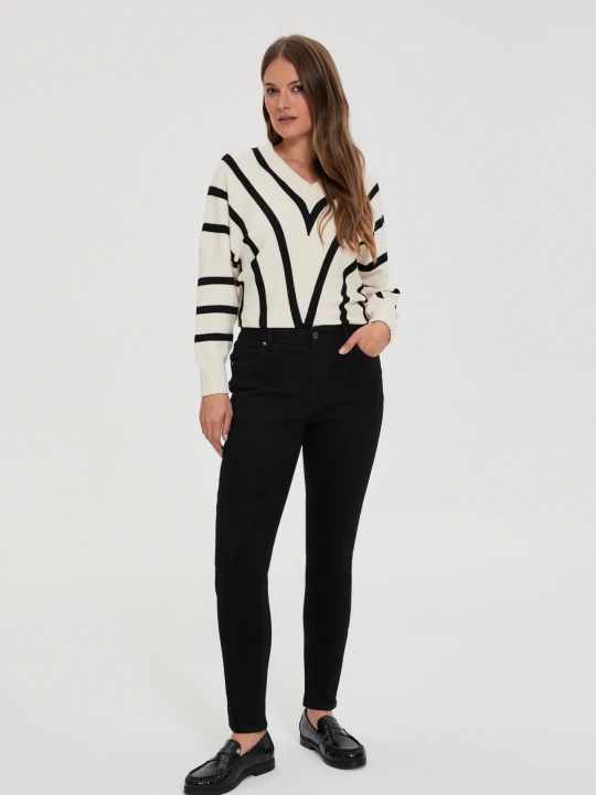 Zdjęcie produktu Jeansy typu skinny Moodo