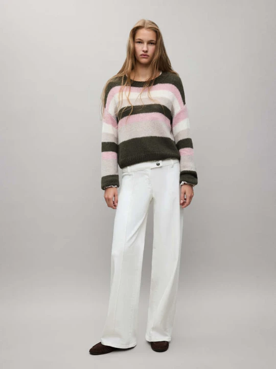 Zdjęcie produktu Jeansy typu wide leg z zapięciem na zakładkę złamana biel - Teen - MANGO TEEN
