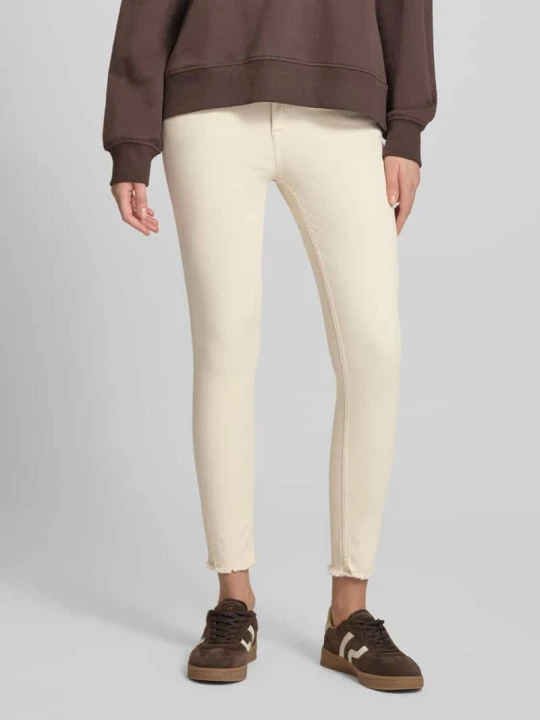 Zdjęcie produktu Jeansy w kroju skinny fit z mieszanki bawełny Model 'BLUSH' Only Écru