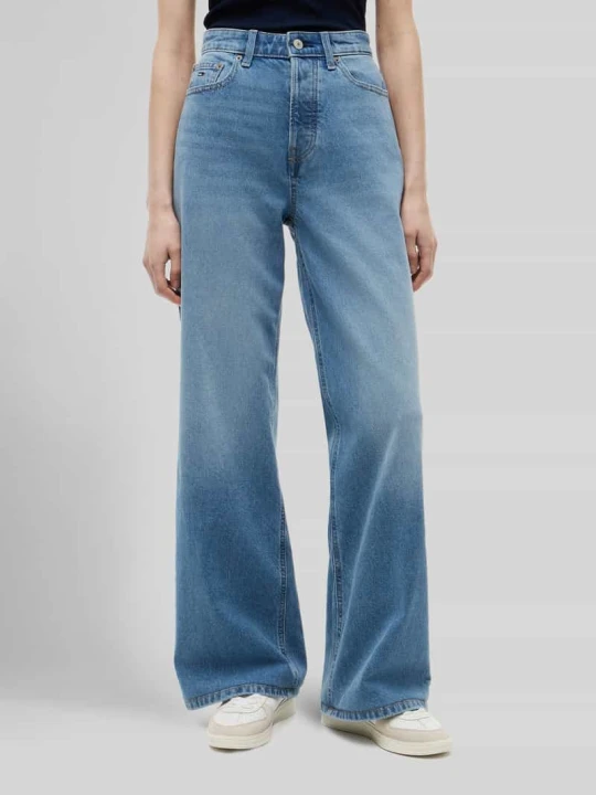 Zdjęcie produktu Jeansy Wide & krój loose fit z mieszanka bawełny model 'CLAIRE' Tommy Jeans Jeansowy niebieski