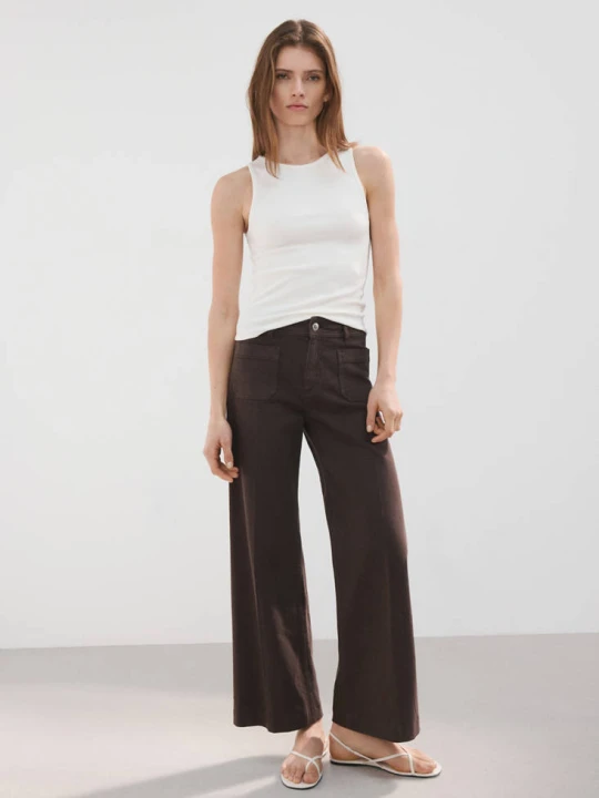 Zdjęcie produktu Jeansy wide leg z kieszeniami czekoladowy - Kobieta - MANGO