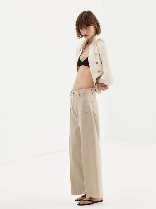 Zdjęcie produktu Jeansy wide leg z naszytymi kieszeniami piaskowy - Kobieta - - MANGO