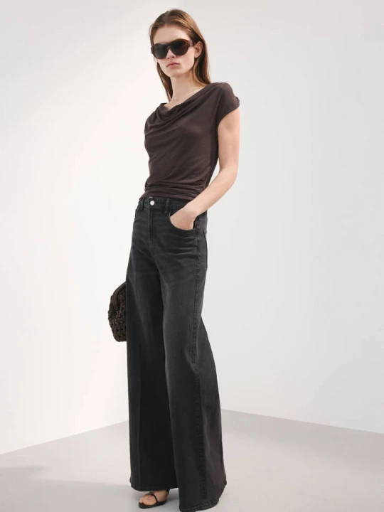Zdjęcie produktu Jeansy wide leg z wysokim stanem black denim - Kobieta - MANGO