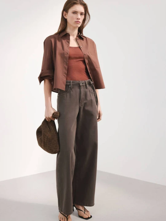 Zdjęcie produktu Jeansy wide leg z paskiem czekoladowy - Kobieta - MANGO