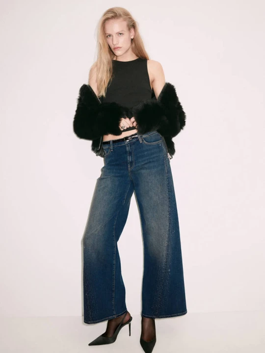 Zdjęcie produktu Jeansy wide leg ze zdobieniami ciemnoniebieski - Kobieta - MANGO