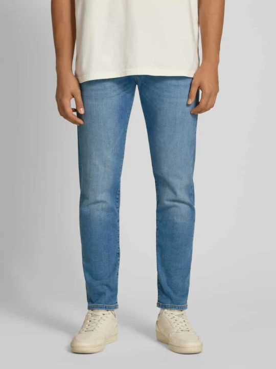 Zdjęcie produktu Jeansy z 5 kieszeniami model ‘MIKE’ Jack&Jones Jasnoniebieski