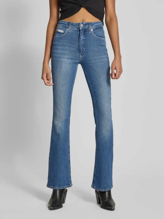 Zdjęcie produktu Jeansy z poszerzaną nogawką o kroju skinny fit z 5 kieszeniami Calvin Klein Jeans Jeansowy niebieski