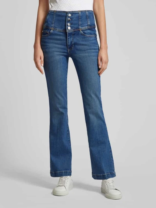 Zdjęcie produktu Jeansy z rozkloszowaną nogawką i zapięciem na guzik Guess Jeansowy niebieski