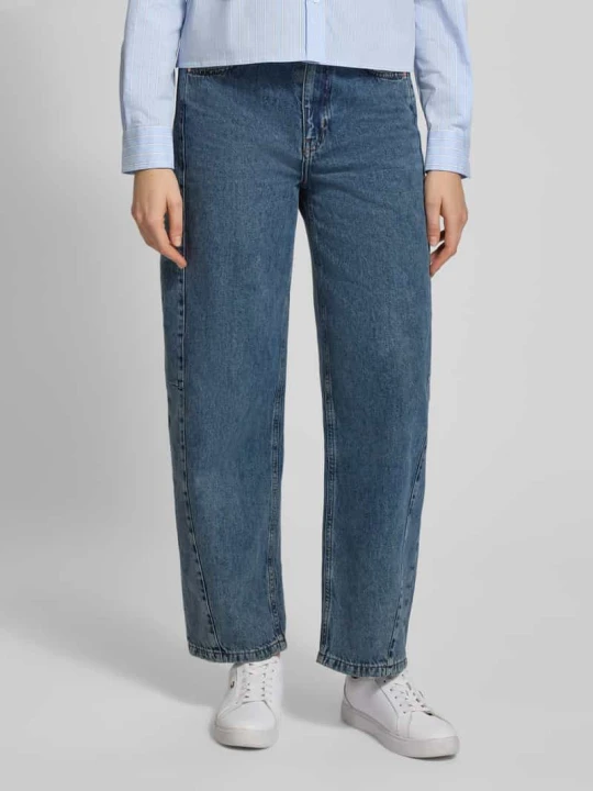 Zdjęcie produktu Jeans o szerokim kroju z kieszeniami wpuszczanymi Oui Jeansowy niebieski