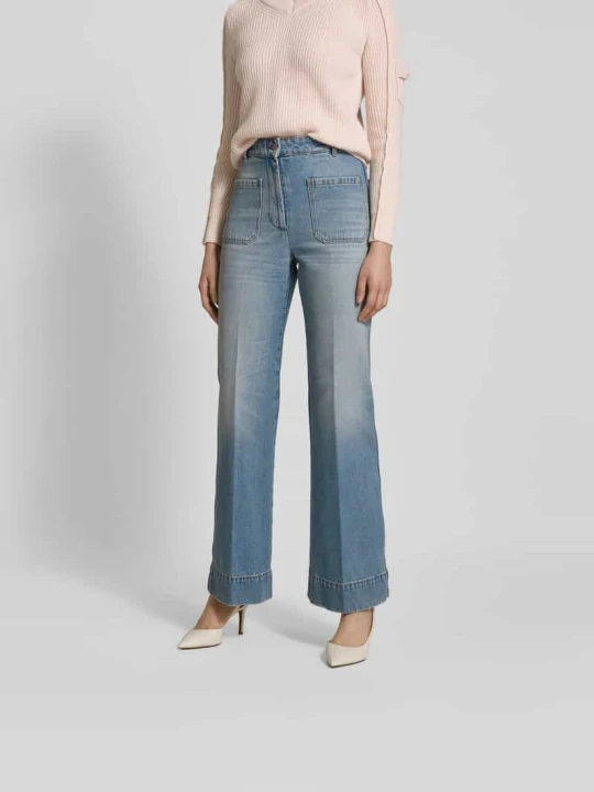 Zdjęcie produktu Jeansy z wyhaftowanym logo Victoria Beckham Jasnoniebieski