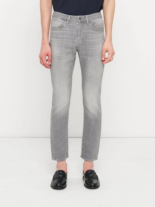 Zdjęcie produktu Jeansy Zwężane Armani Exchange