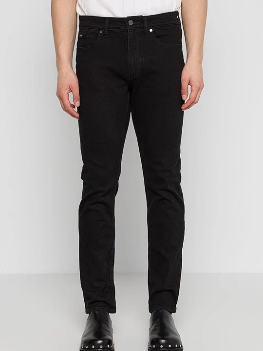 Zdjęcie produktu Jeansy Zwężane Boss czarny