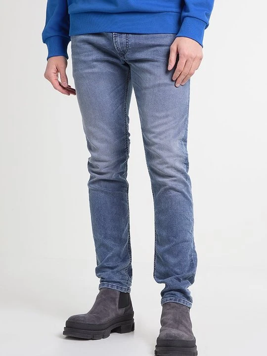 Zdjęcie produktu Jeansy Zwężane Diesel niebieski denim