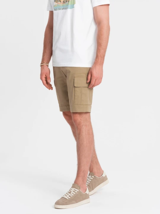 Zdjęcie produktu Jednokolorowe męskie szorty z kieszeniami cargo – piaskowe V1 - Rozmiar: S Ombre Clothing