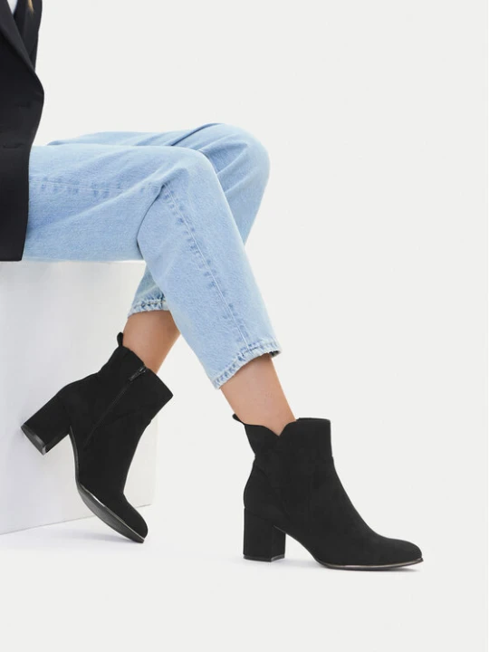 Zdjęcie produktu JENNY Botki CEO-CD24-242H-2 Czarny