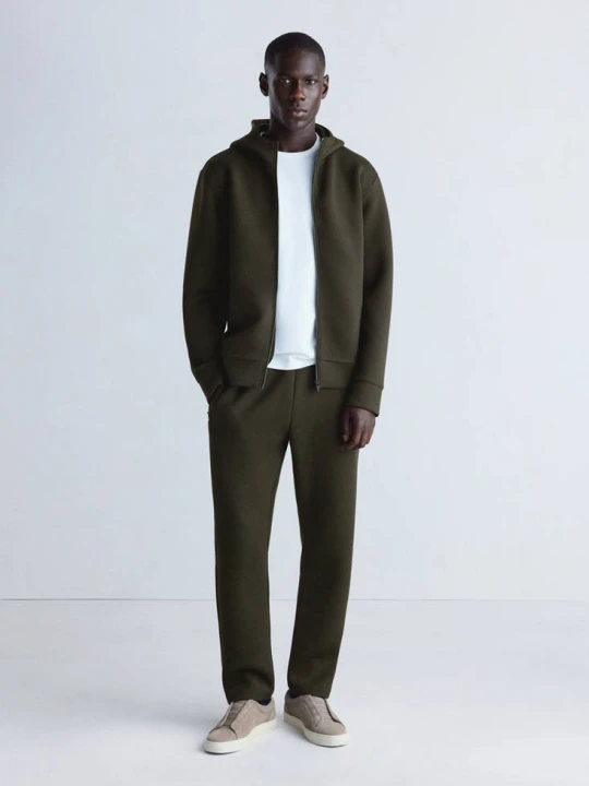 Zdjęcie produktu Joggersy z efektem neoprenu Thermolite® khaki - Mężczyzna - MANGO MAN