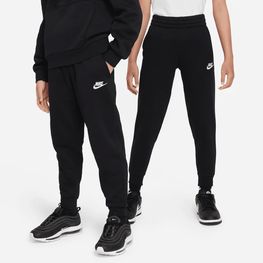 Zdjęcie produktu Joggery dla dużych dzieci Nike Club Fleece - Czerń