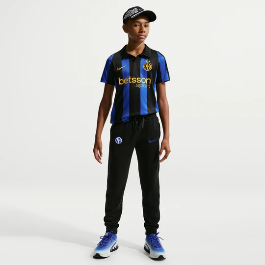 Zdjęcie produktu Joggery piłkarskie dla dużych dzieci (chłopców) Nike Inter Mediolan Club - Czerń