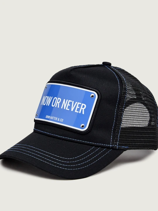 Zdjęcie produktu John Hatter Bejsbolówka Now Or Never czarny